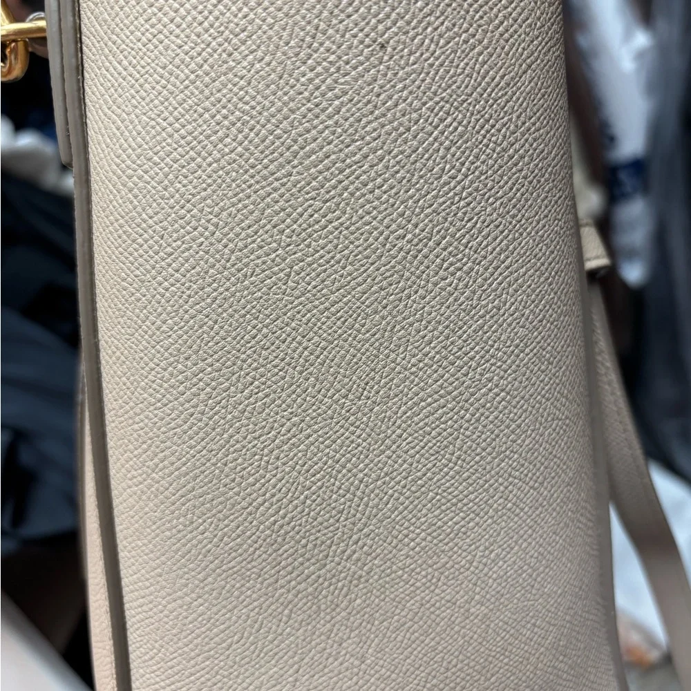 Celine Cream Crossbody Bag with Gold Hardware - Picture 4 of 5